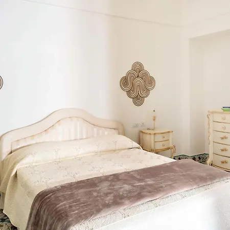 Luxurious Home In Anacapri