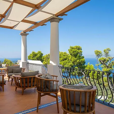 Lovely In Anacapri (Isola di Capri)