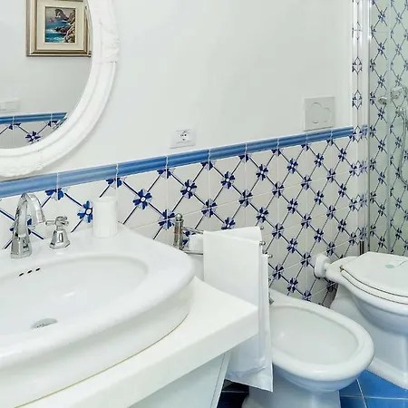 Luxurious Home In Anacapri * 아나카프리