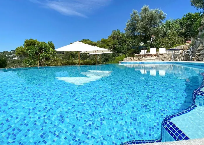 בית נופש Lovely In